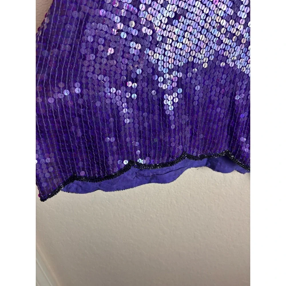 Royal Feelings Purple Sequins Blouse Size M Pullover V-Neck Short Sleeve Floral